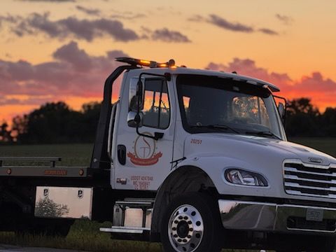 Sunset Towing & Recovery gallery photo
