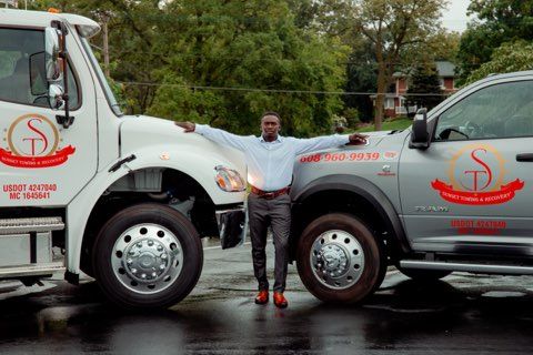 Sunset Towing & Recovery gallery photo